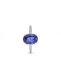 La bague présente un remarquable cristal artificiel bleu ovale. samparfums.es 2