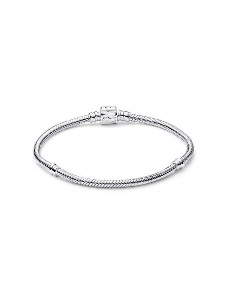 Pandora Bracelet snake chain bracelet with Marvel logo clasp.