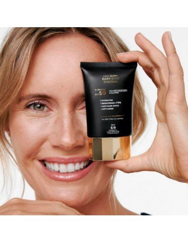 UNICSUN+ Dark Spot Control - Protetor solar urbano antimanchas de alta tecnologia para o rosto