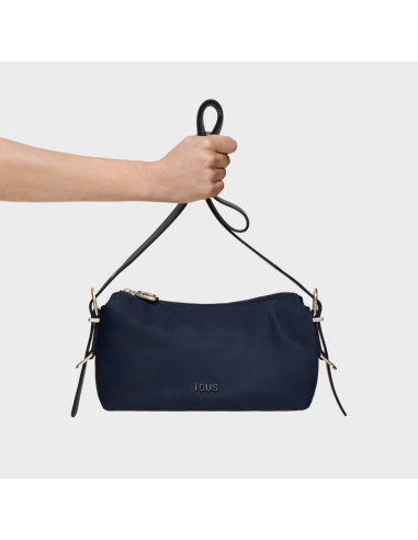 Tous Buckles Soft navy blue messenger bag: Nachhaltigkeit und Alltagstauglichkeit