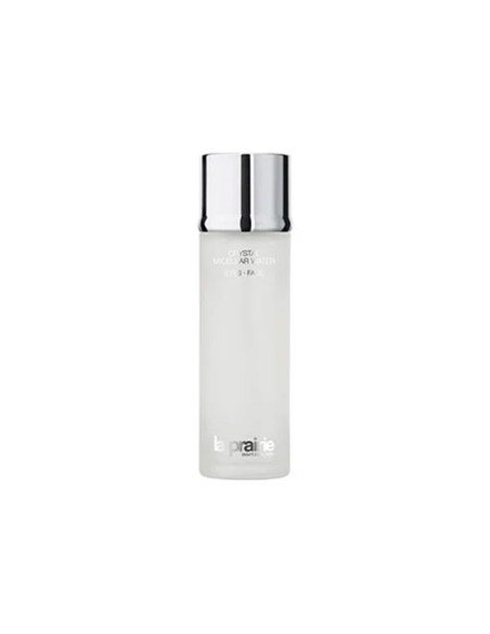 Limpeza suave e eficaz: La Prairie Crystal Eau Micellar com água glaciar.