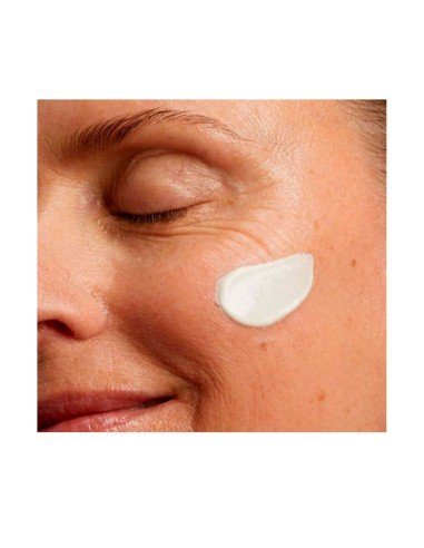 Crème Nutri-Lumière Visage SPF15 Clarins : anti-âge global et triple action anti-imperfections