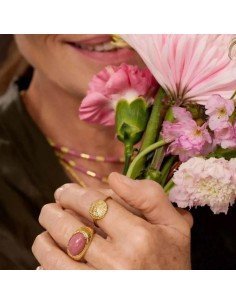 Anel largo Agatha Rhodonite em ouro Petra: sofisticação e estilo parisiense 2