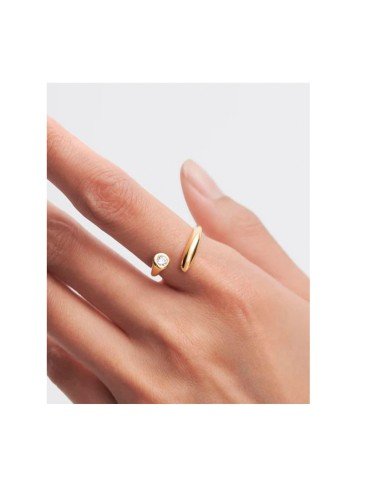 Anel Caramelle da PdPaola: elegância sustentável em ouro de 18k e zircónias