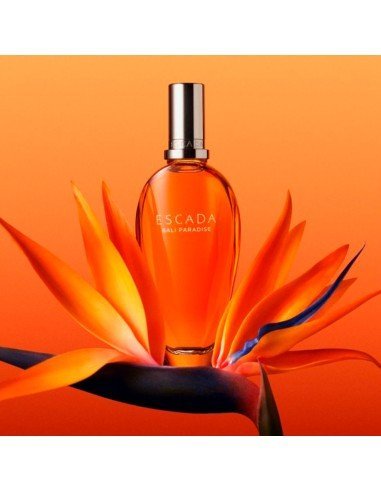 Découvrez la fraîcheur exotique d'Escada Bali Paradise, votre parfum floral fruité idéal