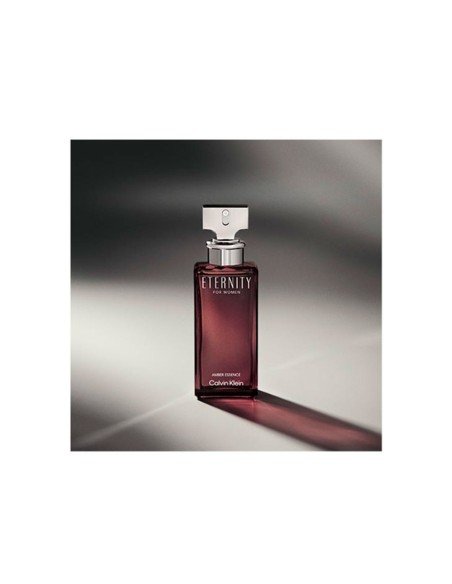 Eternity Woman Amber Essence by Calvin Klein : sophistication et chaleur dans chaque goutte