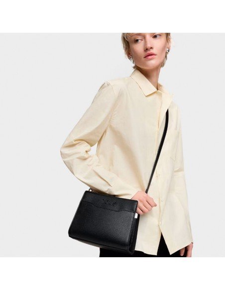 Tous Shopper small black Audree Saffiano: elegance and functionality for any occasion