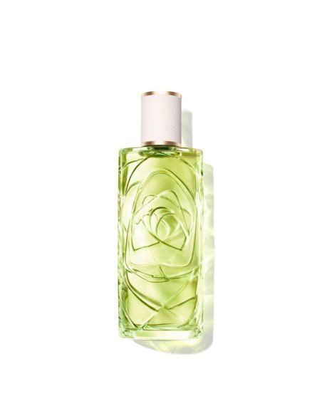 Entdecken Sie die holzig-blumige Harmonie von Lancôme Ôff Now Eau de Toilette, pure Gelassenheit.
