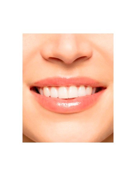 Idratazione intensa e volume naturale con Clarins Natural Lip Perfector per labbra irresistibili