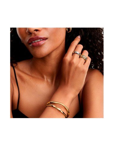 Bracciale Pandora Shine Open: Eleganza intrecciata in oro, personalizzabile e versatile