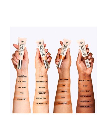 IT CC+ Nude Glow light foundation: strahlende und geschützte Haut, 24h Feuchtigkeit, tägliche Perfektion