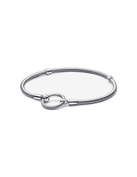Bracciale Pandora Moments: eleganza in oro 14 carati, personalizzabile con un massimo di 10 charms