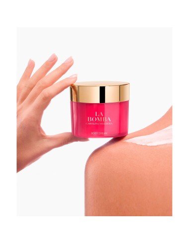 La Bomba Body Cream de Carolina Herrera: hidratação e aroma exótico para a sua pele