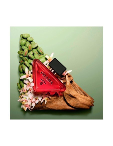 Prada Paradoxe Radical Essence Perfume: fragrância floral ambarina com um toque gourmand