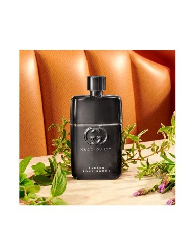 Gucci Guilty Parfum Pour Homme: aroma amaderado elegante y provocativo para el hombre moderno