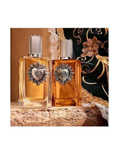 Profumo da uomo: dolce & gabbana devotion, intensità legnosa e audace sensualità