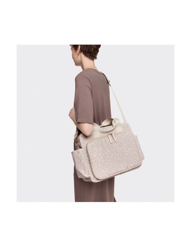 Pañalera beige Tous Kaos Mini: elegancia y funcionalidad para el cuidado del bebé