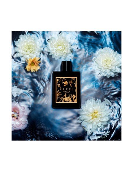 Gucci Bloom Parfum: elegância e sensualidade intemporais com jasmim e tuberosa.