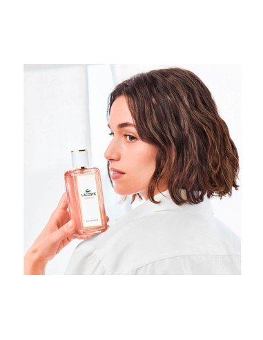 Lacoste Femme Original EDP: feminilidade espontânea com notas frutadas e de âmbar