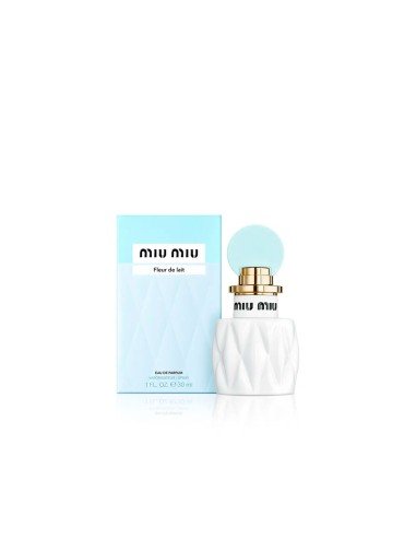 Descubra Miu Miu Fleur de Lait: manga doce, flores e coco em perfeito equilíbrio