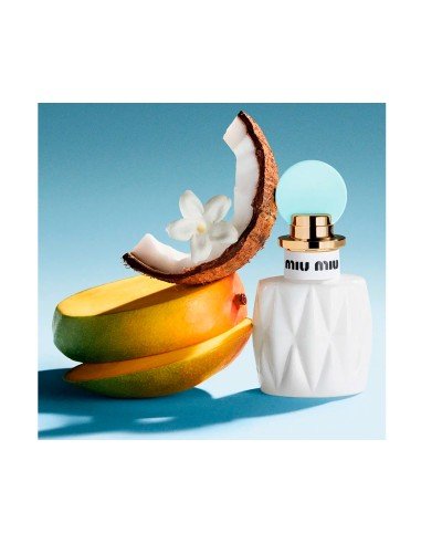 Découvrez Miu Miu Fleur de Lait : Mangue sucrée, fleurs et noix de coco en parfait équilibre