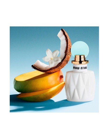 Découvrez Miu Miu Fleur de Lait : Mangue sucrée, fleurs et noix de coco en parfait équilibre