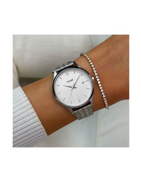 Cluse Minuit Date Silver Uhr: Minimalistische und funktionelle Eleganz aus Edelstahl