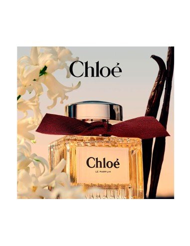 Chloé Signature Le Parfum : sophistication florale avec des notes de vanille et de fève tonka
