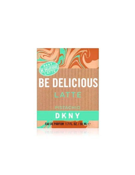 Delicioso carácter de pistacho y peonía en DKNY Latte Pistachio Eau de Parfum