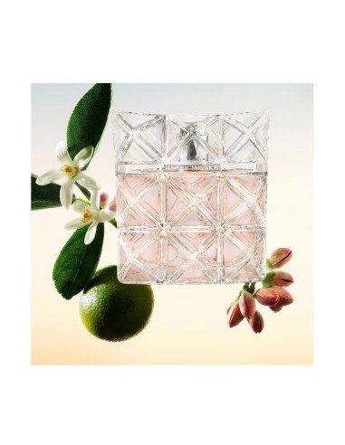 Crème de douche Lumière d'Issey : parfum floral et peau éclatante avec des ingrédients naturels