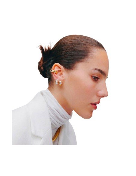 Pendientes criollas Victoire de Agatha Paris: elegancia en mini aros dorados con circonita